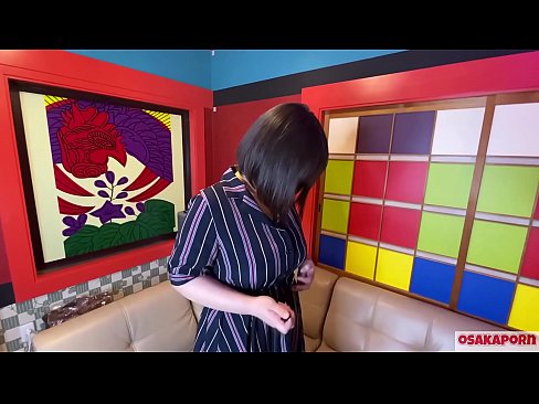 ❤️ Una maca japonesa de grans tetes es masturba amb joguines sexuals i té un orgasme. Ella parla en una entrevista de la seva putada experiència. Tetes enormes i cony pelut gemegant fort. Osakaporn ☑ Porno al ca.virtsextor.ru ❌❤
